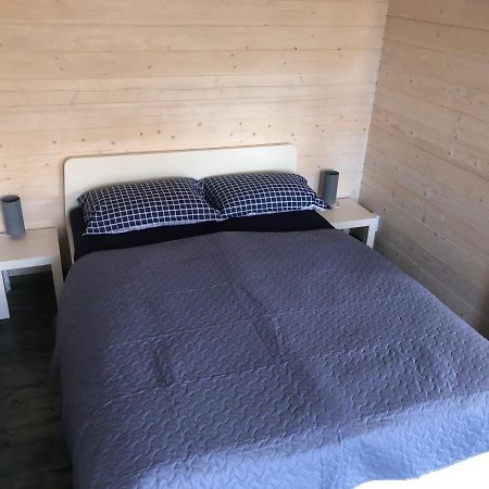 Womocamp Holzhuette 1 Hotel เซาล์กราสตี ภายนอก รูปภาพ